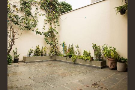 Casa para alugar com 198m², 3 quartos e 3 vagas