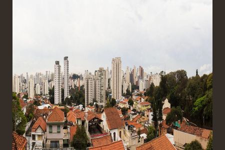 Casa para alugar com 198m², 3 quartos e 3 vagas