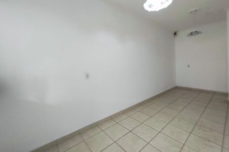 Casa à venda com 295m², 3 quartos e 2 vagas Casa à venda com 295m², 3 quartos e 2 vagasCopa