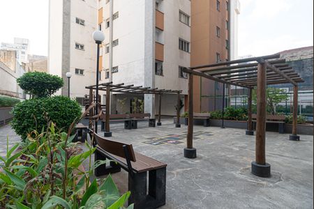 Apartamento à venda com 69m², 2 quartos e 1 vaga Apartamento à venda com 69m², 2 quartos e 1 vagaÁrea comum - Pátio