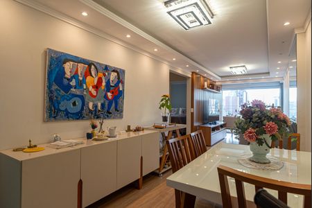 Apartamento à venda com 69m², 2 quartos e 1 vaga Apartamento à venda com 69m², 2 quartos e 1 vagaSala