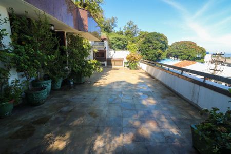 Apartamento à venda com 340m², 3 quartos e 2 vagasTerraço