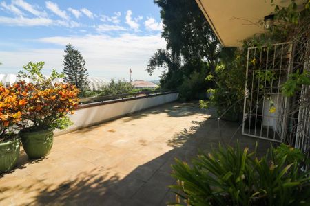 Apartamento à venda com 340m², 3 quartos e 2 vagasTerraço