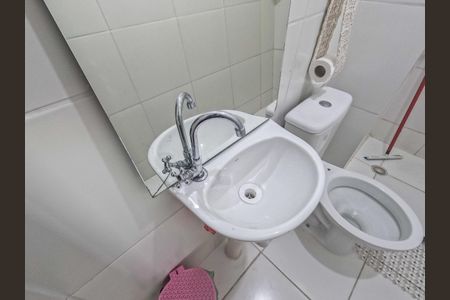 Apartamento para alugar com 34m², 2 quartos e sem vagaBanheiro