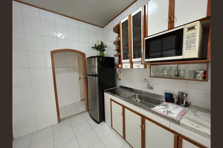 Casa à venda com 480m², 4 quartos e 4 vagasCozinha