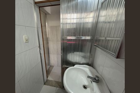 Casa à venda com 480m², 4 quartos e 4 vagasBanheiro da Suíte 1