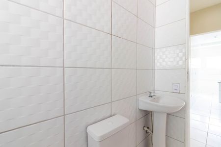 Casa para alugar com 150m², 2 quartos e 1 vaga Casa para alugar com 150m², 2 quartos e 1 vagaBanheiro