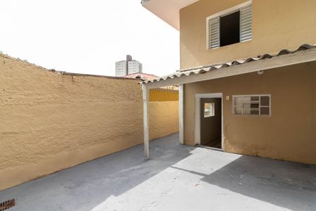 Casa para alugar com 150m², 2 quartos e 1 vaga Casa para alugar com 150m², 2 quartos e 1 vagaÁrea de Serviço 2