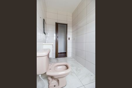 Casa para alugar com 100m², 2 quartos e 2 vagasBanheiro 1