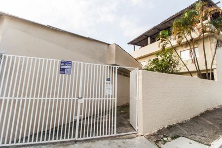 Casa para alugar com 100m², 2 quartos e 2 vagasVista da Rua