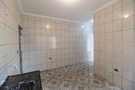 Casa para alugar com 100m², 2 quartos e 2 vagasCozinha