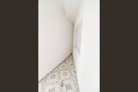 Casa para alugar com 100m², 2 quartos e 2 vagasCorredor