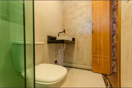 Casa à venda com 219m², 3 quartos e 2 vagas Casa à venda com 219m², 3 quartos e 2 vagasSuíte 1 - Banheiro