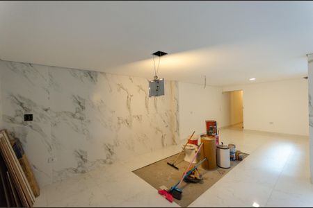 Casa à venda com 219m², 3 quartos e 2 vagas Casa à venda com 219m², 3 quartos e 2 vagasCozinha