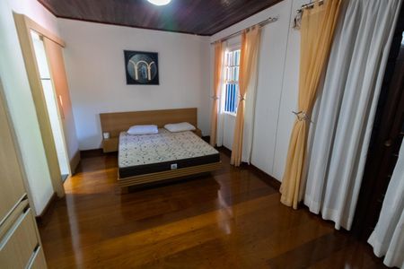 Casa à venda com 5000m², 4 quartos e 10 vagasSuíte 