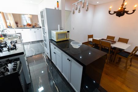 Casa à venda com 5000m², 4 quartos e 10 vagasCozinha