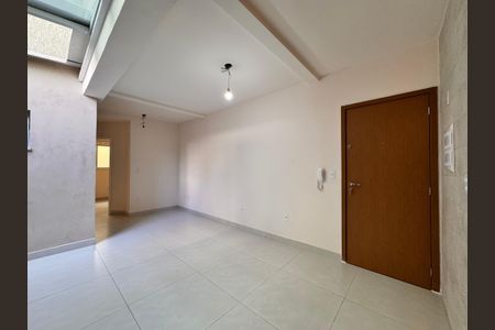 Apartamento à venda com 57m², 2 quartos e 1 vaga Apartamento à venda com 57m², 2 quartos e 1 vagaSala