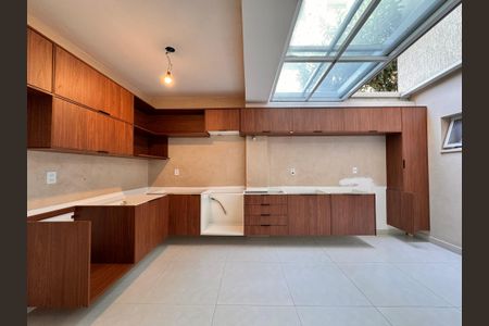 Apartamento à venda com 57m², 2 quartos e 1 vaga Apartamento à venda com 57m², 2 quartos e 1 vagaCozinha