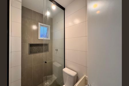 Apartamento à venda com 57m², 2 quartos e 1 vaga Apartamento à venda com 57m², 2 quartos e 1 vagaBanheiro