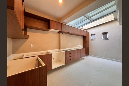 Apartamento à venda com 57m², 2 quartos e 1 vaga Apartamento à venda com 57m², 2 quartos e 1 vagaCozinha