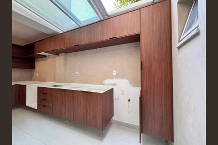 Apartamento à venda com 57m², 2 quartos e 1 vaga Apartamento à venda com 57m², 2 quartos e 1 vagaLavanderia