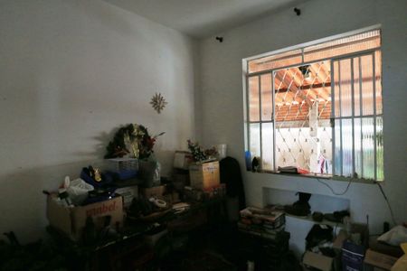 Casa à venda com 280m², 4 quartos e 3 vagas Casa à venda com 280m², 4 quartos e 3 vagasQuarto 3