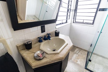 Apartamento para alugar com 354m², 4 quartos e 4 vagas Apartamento para alugar com 354m², 4 quartos e 4 vagasBanheiro da Suíte 4