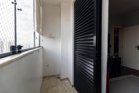 Apartamento para alugar com 354m², 4 quartos e 4 vagas Apartamento para alugar com 354m², 4 quartos e 4 vagasVaranda da Sala de Tv