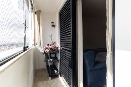 Apartamento para alugar com 354m², 4 quartos e 4 vagas Apartamento para alugar com 354m², 4 quartos e 4 vagasVaranda da Suíte 1