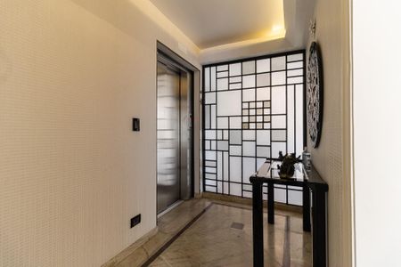 Apartamento para alugar com 354m², 4 quartos e 4 vagas Apartamento para alugar com 354m², 4 quartos e 4 vagasElevador Social Privativo