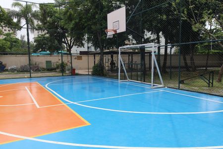 Apartamento para alugar com 52m², 2 quartos e 1 vagaÁrea comum - Quadra