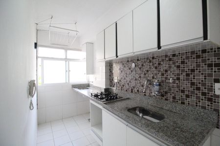 Apartamento para alugar com 52m², 2 quartos e 1 vagaCozinha