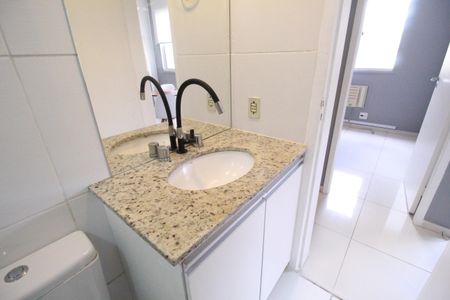 Apartamento para alugar com 52m², 2 quartos e 1 vagaBanheiro