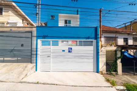 Casa à venda com 170m², 2 quartos e 2 vagasFachada