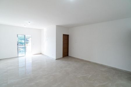 Casa à venda com 170m², 2 quartos e 2 vagasSuite