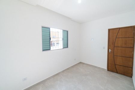 Casa à venda com 170m², 2 quartos e 2 vagasQuarto