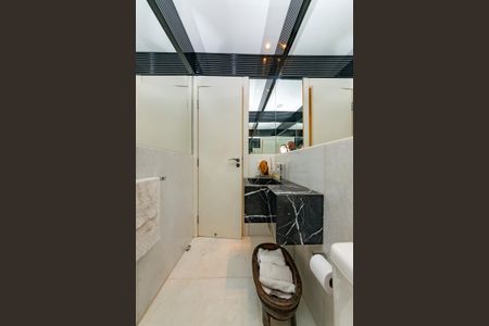 Apartamento à venda com 278m², 4 quartos e 4 vagasLavabo