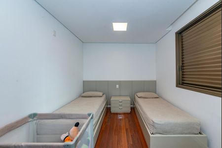 Apartamento à venda com 278m², 4 quartos e 4 vagasSuíte 3