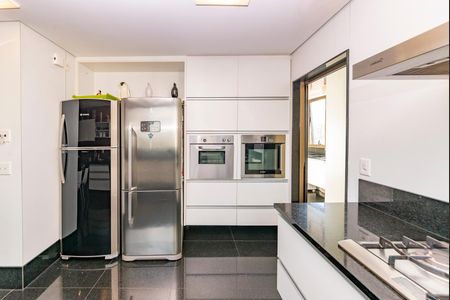 Apartamento à venda com 278m², 4 quartos e 4 vagasCozinha