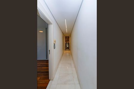 Apartamento à venda com 278m², 4 quartos e 4 vagasCorredor