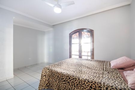 Casa para alugar com 200m², 3 quartos e 2 vagasQuarto 1
