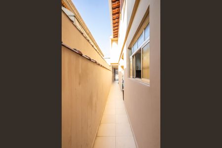 Casa para alugar com 200m², 3 quartos e 2 vagasCorredor Lateral