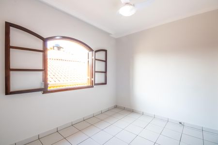 Casa para alugar com 200m², 3 quartos e 2 vagasQuarto 3