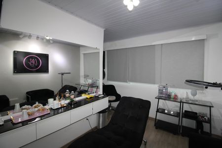 Casa à venda com 165m², 3 quartos e 1 vagaSuíte