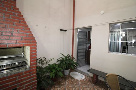 Casa à venda com 165m², 3 quartos e 1 vagaÁrea de Serviço