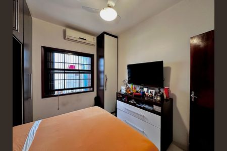 Casa à venda com 289m², 3 quartos e 2 vagasQuarto 2