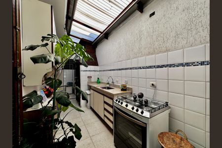 Casa à venda com 289m², 3 quartos e 2 vagasCorredor