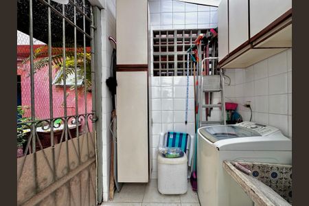 Casa à venda com 289m², 3 quartos e 2 vagasÁrea de Serviço