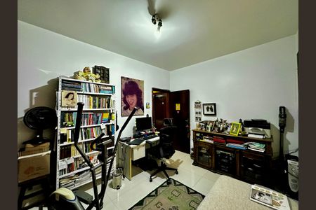 Casa à venda com 289m², 3 quartos e 2 vagasQuarto 3