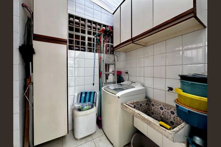 Casa à venda com 289m², 3 quartos e 2 vagasÁrea de Serviço